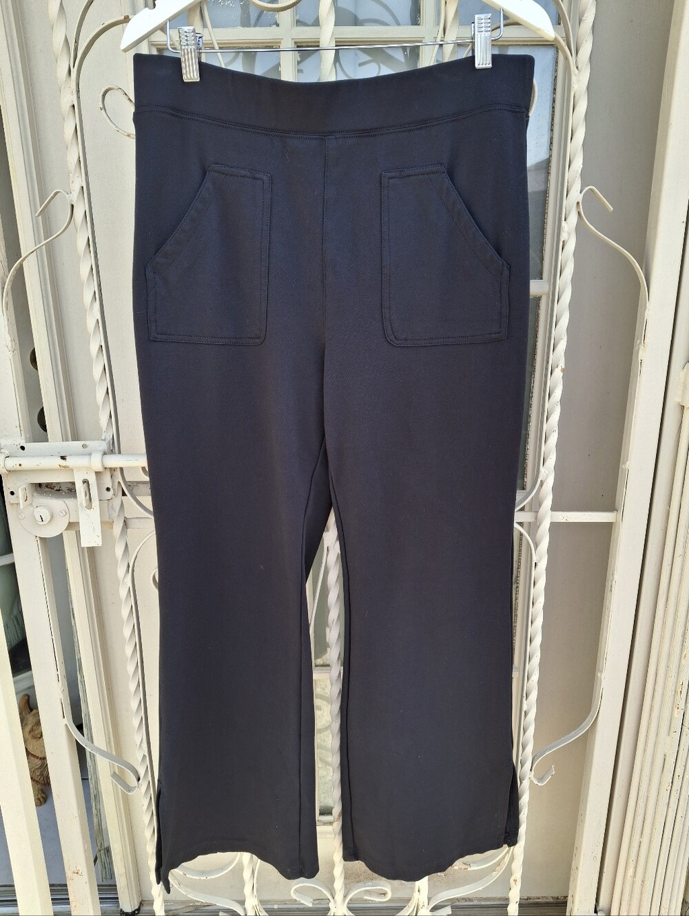 Maeve Anthropologie Eve Flare Pull-On Front Pockets Pants OB1430211 Black Large - Picture 3 of 16